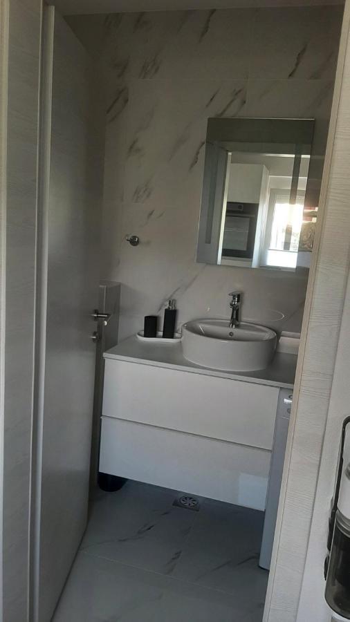 Apartma Lima Ankaran Eksteriør billede